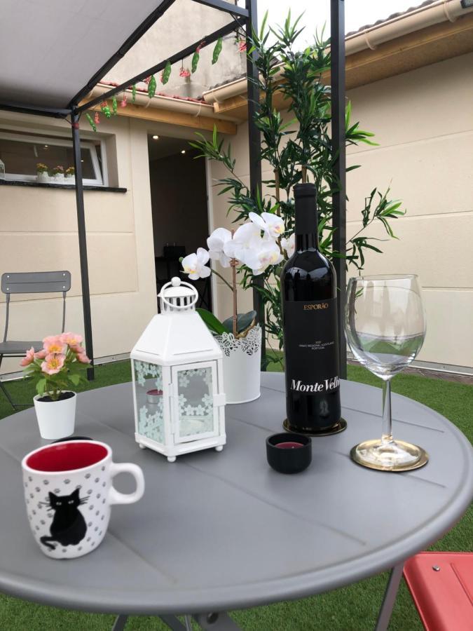 Appartamento Paris-Eiffel, Bienvenue -Terrasse -Netflix Pantin Esterno foto